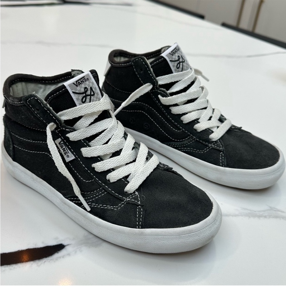 Like New - Vans Skate Shoes - Kids 1.5